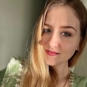 Meet your Posher, Amelia